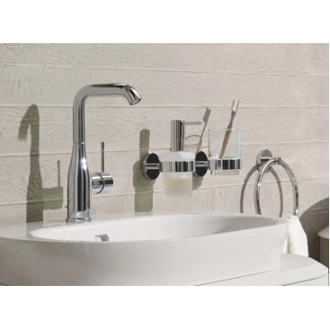 Смеситель для раковины Grohe Essence+ 23462001