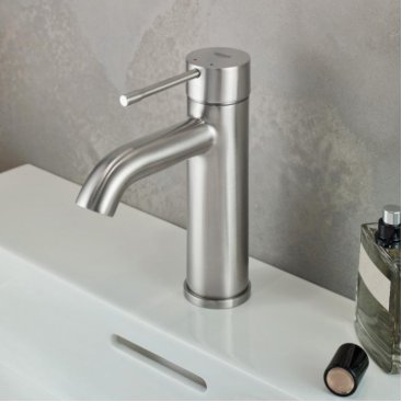 Смеситель для раковины Grohe Essence New 23590DC1