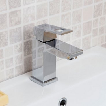 Смеситель для раковины Grohe Eurocube 23132000