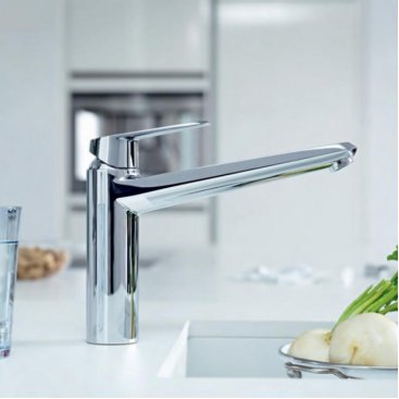 Смеситель для кухни Grohe Eurodisc Cosmopolitan 33770002