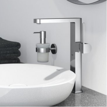 Смеситель для раковины Grohe Plus 32618003